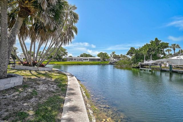 135 TINA ISLAND DRIVE, Osprey, FL 34229