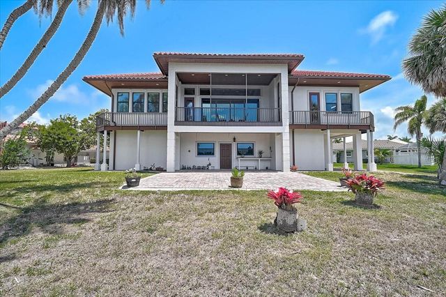 135 TINA ISLAND DRIVE, Osprey, FL 34229