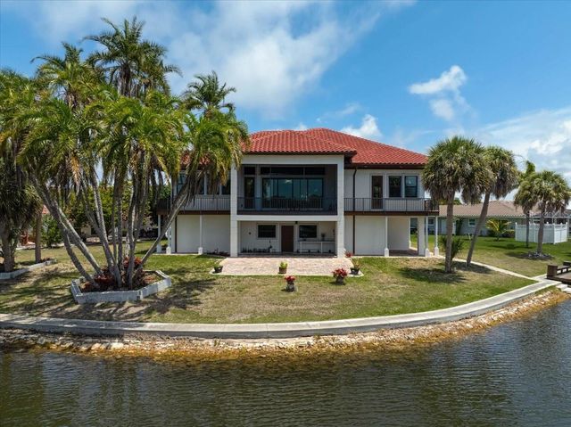 135 TINA ISLAND DRIVE, Osprey, FL 34229