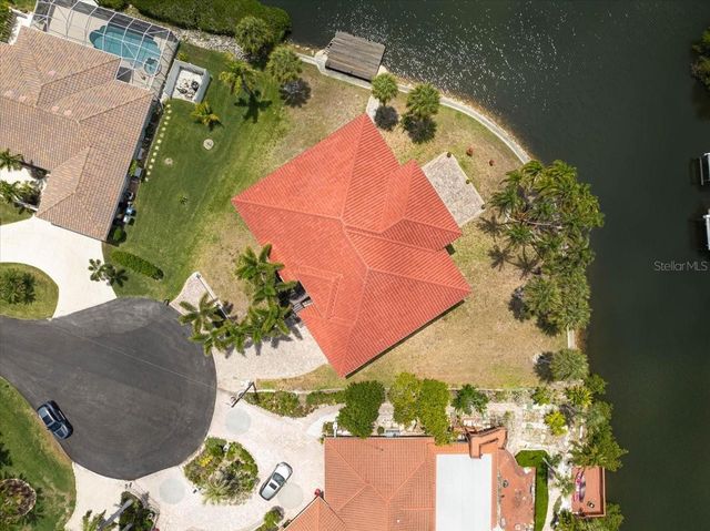 135 TINA ISLAND DRIVE, Osprey, FL 34229