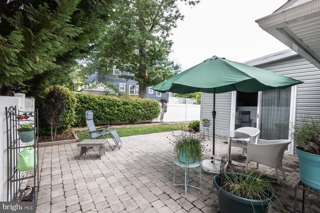 1013 LAKESHORE DR, Haddon Township, NJ 08108