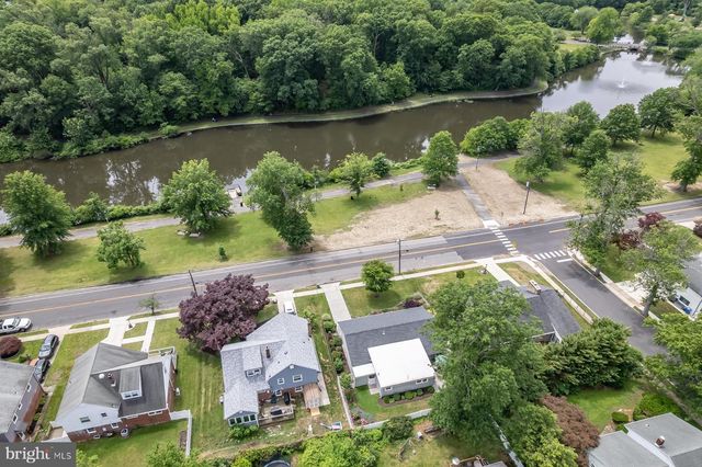 1013 LAKESHORE DR, Haddon Township, NJ 08108