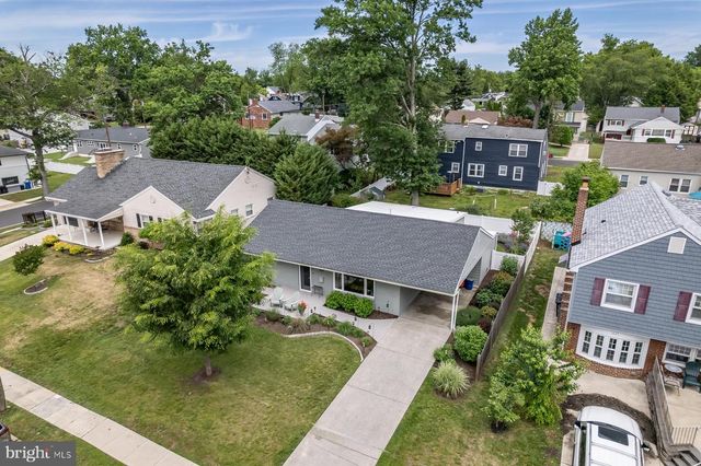 1013 LAKESHORE DR, Haddon Township, NJ 08108