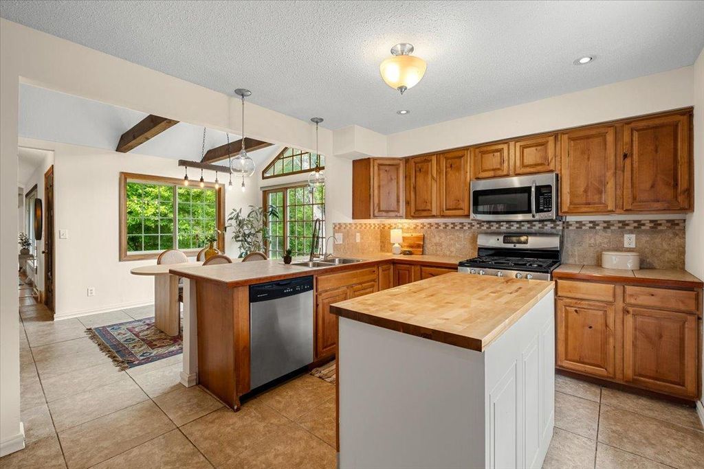 14680 Hyde Avenue N, Hugo, MN 55038 — photo 3