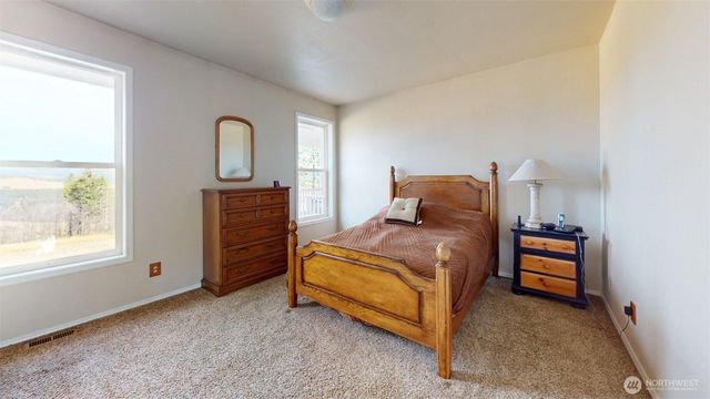 18 Risingson Drive, Tonasket, WA 98855