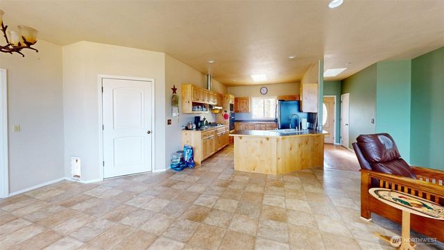 18 Risingson Drive, Tonasket, WA 98855