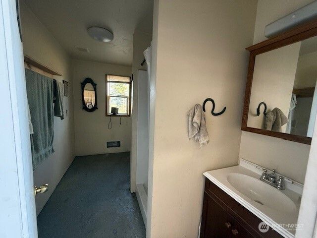 18 Risingson Drive, Tonasket, WA 98855