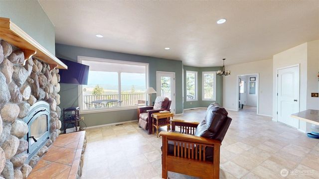 18 Risingson Drive, Tonasket, WA 98855