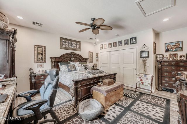 10226 E IRIS Road, Mesa, AZ 85207