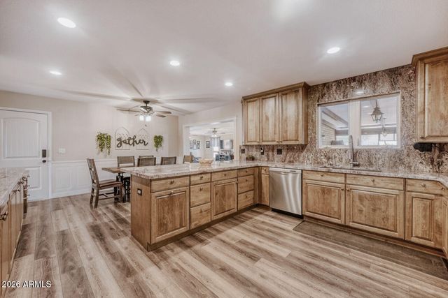 10226 E IRIS Road, Mesa, AZ 85207