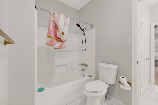 618 Oak Tree Cove, Cedar Hill, TX 75104