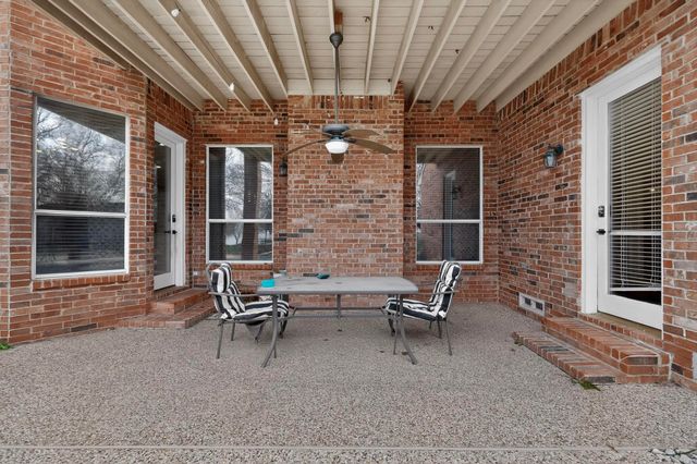 618 Oak Tree Cove, Cedar Hill, TX 75104