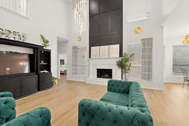 618 Oak Tree Cove, Cedar Hill, TX 75104