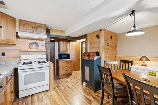 867 East Bethel Road, Randolph, VT 05061