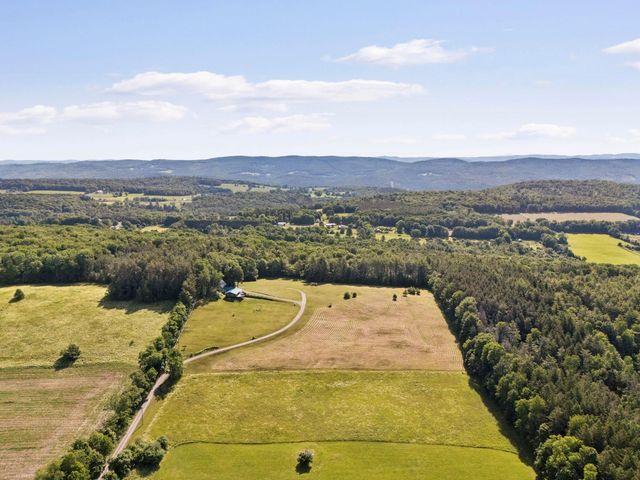 867 East Bethel Road, Randolph, VT 05061