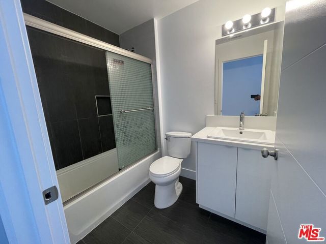 6226 Lexington Avenue, Los Angeles, CA 90038