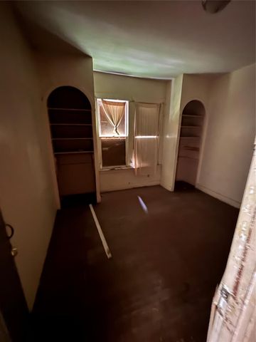 1916 Everett Street, Houston, TX 77009