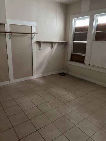 1916 Everett Street, Houston, TX 77009