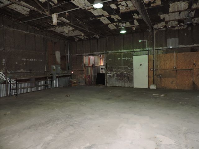 920 W Mason Street, Mabank, TX 75147
