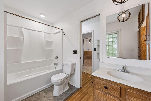 3971 Wooddale Avenue S, Saint Louis Park, MN 55416