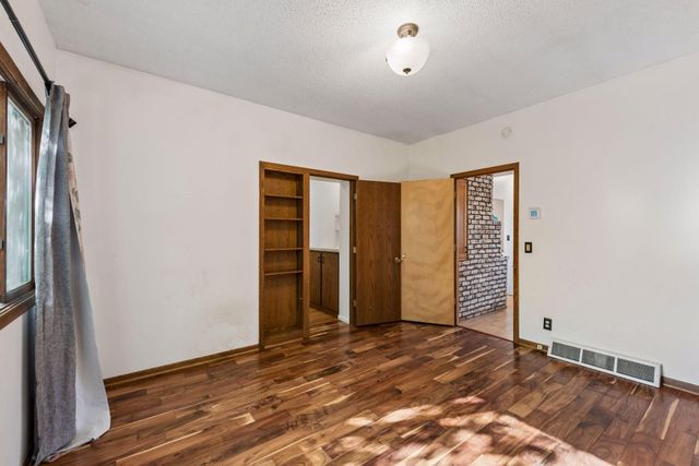 3971 Wooddale Avenue S, Saint Louis Park, MN 55416