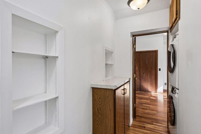 3971 Wooddale Avenue S, Saint Louis Park, MN 55416