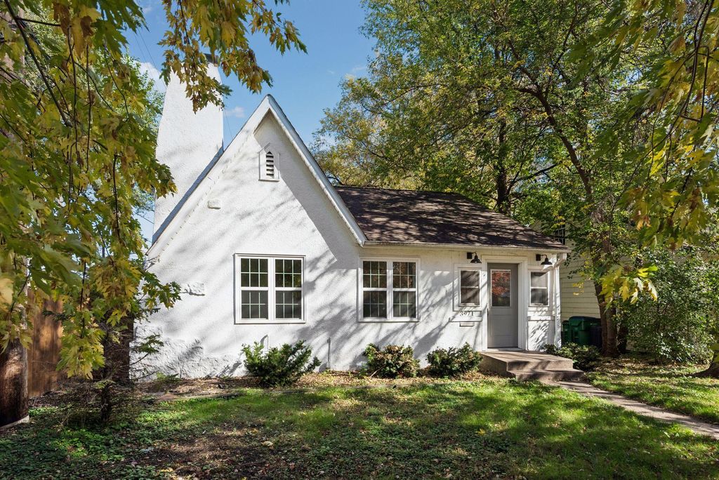 3971 Wooddale Avenue S, Saint Louis Park, MN 55416