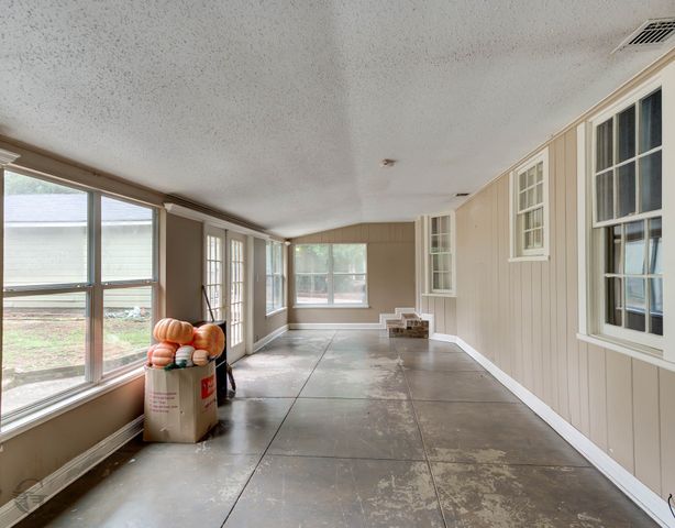3928 Richmond Avenue, Shreveport, LA 71106