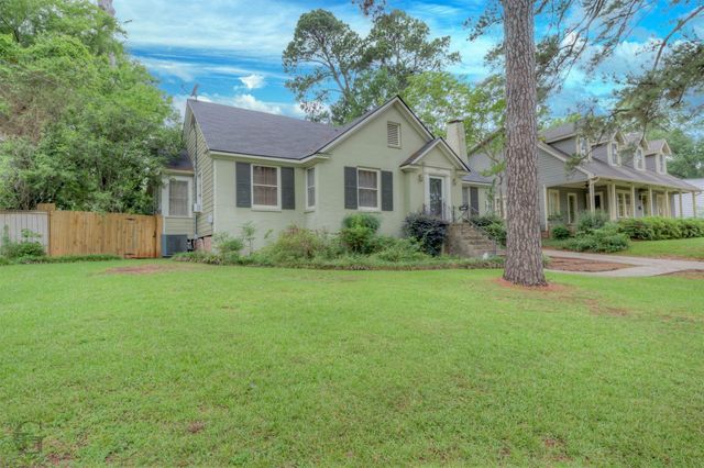 3928 Richmond Avenue, Shreveport, LA 71106