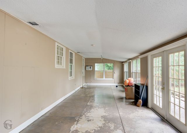 3928 Richmond Avenue, Shreveport, LA 71106