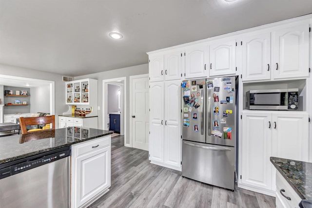 1753 MARTINWOOD COURT, De Pere, WI 54115