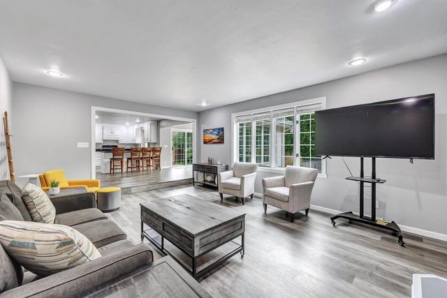1753 MARTINWOOD COURT, De Pere, WI 54115