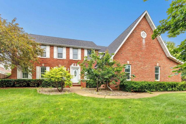 1753 MARTINWOOD COURT, De Pere, WI 54115