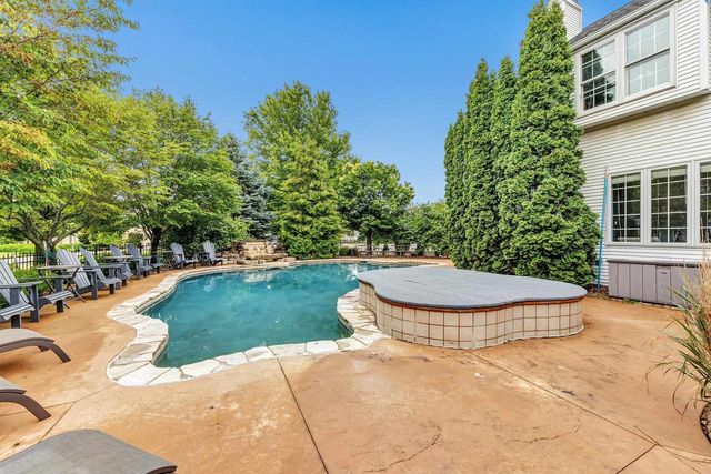1753 MARTINWOOD COURT, De Pere, WI 54115