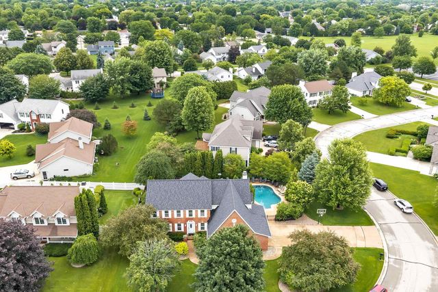 1753 MARTINWOOD COURT, De Pere, WI 54115