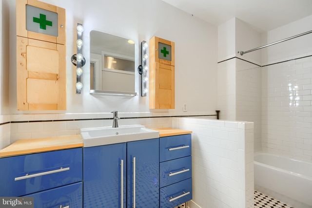 2141 CAMBRIDGE ST, Baltimore, MD 21231