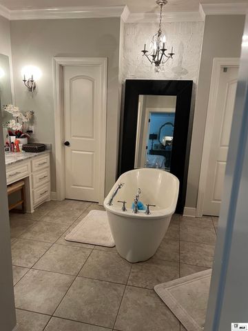 200 LOST LAKES BEND, West Monroe, LA 71291