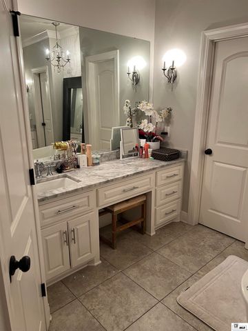 200 LOST LAKES BEND, West Monroe, LA 71291