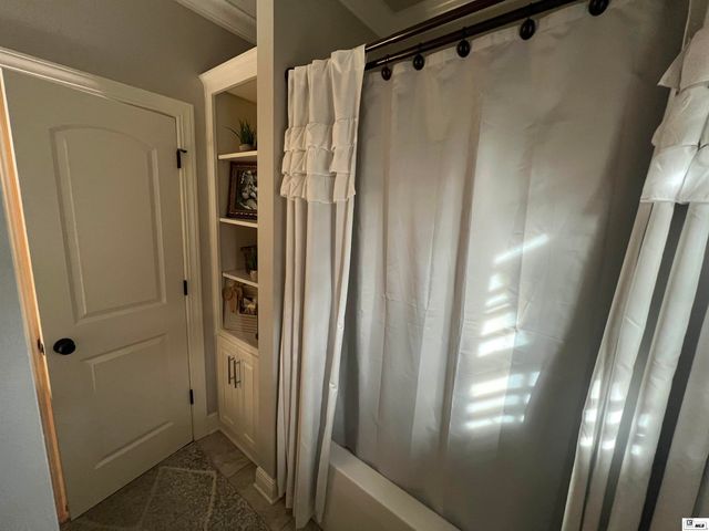 200 LOST LAKES BEND, West Monroe, LA 71291