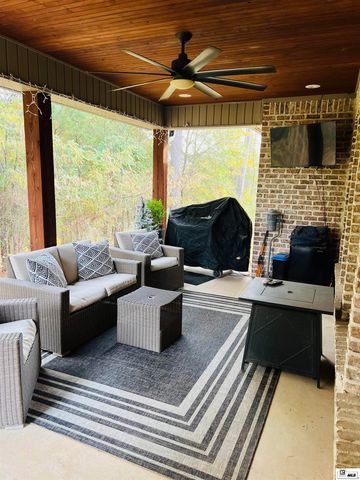 200 LOST LAKES BEND, West Monroe, LA 71291