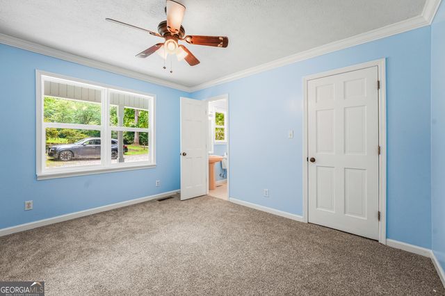 291 W Lakeview Drive NE, Milledgeville, GA 31061