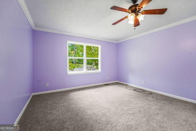 291 W Lakeview Drive NE, Milledgeville, GA 31061