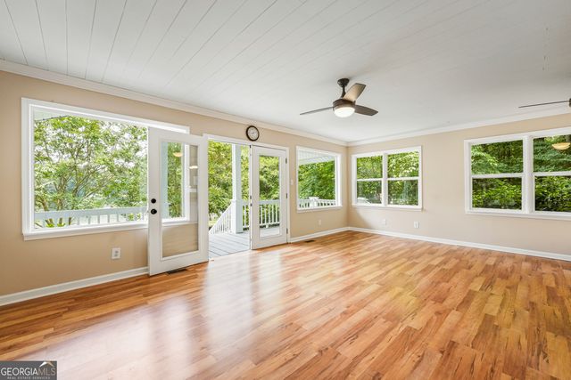291 W Lakeview Drive NE, Milledgeville, GA 31061