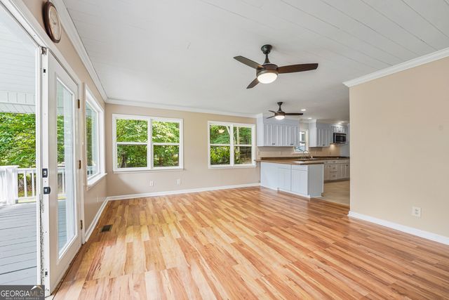 291 W Lakeview Drive NE, Milledgeville, GA 31061