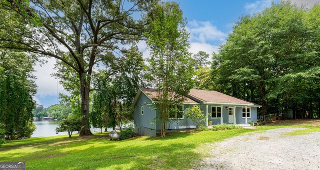291 W Lakeview Drive NE, Milledgeville, GA 31061