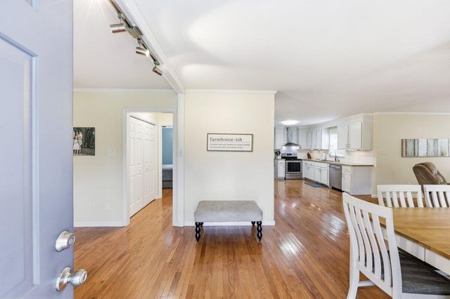 210 Carolina Avenue, Saint George, SC 29477