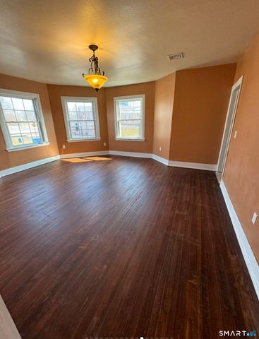 817 Albany Avenue, Hartford, CT 06112