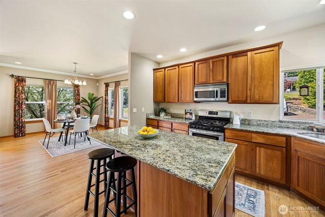 1987 NW Rampart Ridge Court, Bremerton, WA 98311