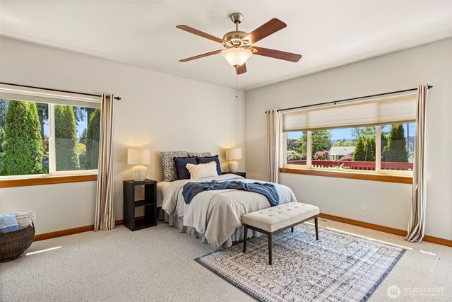 1987 NW Rampart Ridge Court, Bremerton, WA 98311