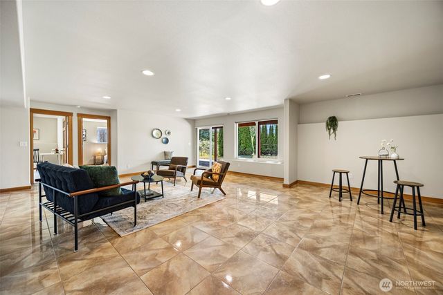 1987 NW Rampart Ridge Court, Bremerton, WA 98311